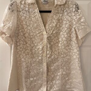 NWT Chaus Ivory Floral Lace Blouse